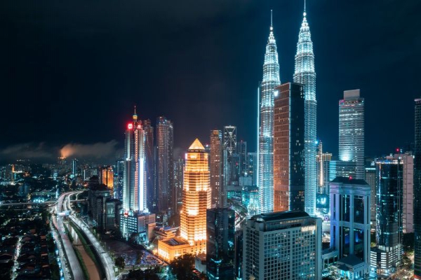 Malaysia ghi nhận 2.560 đơn vị công nghiệp đang được xây dựng 1.702 đơn vị khác đang trong giai đoạn lập kế hoạch.